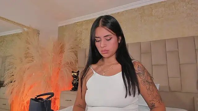 EmmaTorres  online show from January 14, 9:07 pm