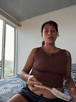 Snapshot of EmmaTorres_ chatting on July 15, 10:50 pm EmmaTorres online show from July 15, 10:50 pm