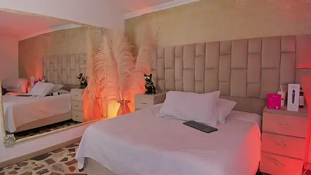 EmmaTorres  online show from January 10, 8:09 am