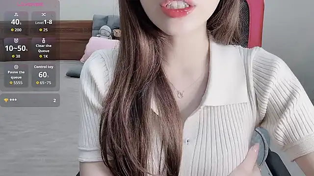 TrinhH Nabbi online show from November 13, 12:31 pm