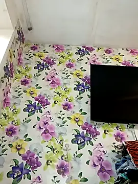 sweetbb15 online show from October 9, 6:47 am