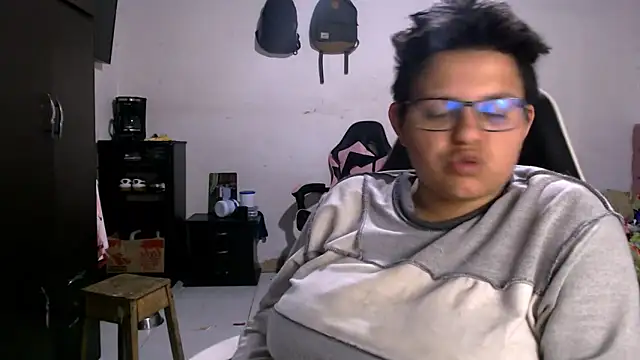 tatsumi nao online show from November 15, 12:58 am