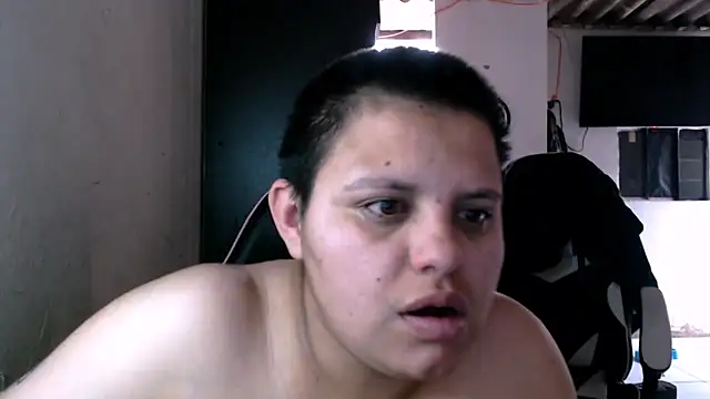 tatsumi nao online show from February 8, 7:00 pm