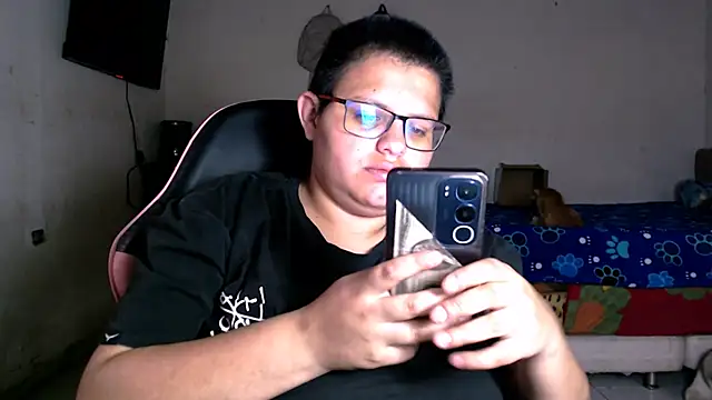 tatsumi nao online show from February 17, 9:45 pm