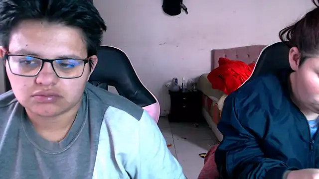 tatsumi nao online show from December 4, 6:18 pm