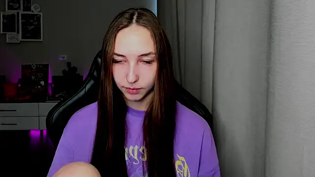 Sm0ly online show from May 25, 2:44 am