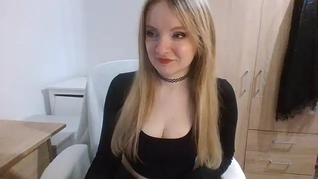 AlmaHoney online show from January 7, 9:09 pm