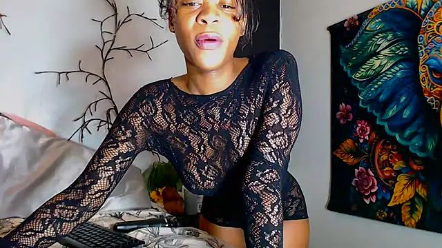 FRUITOFEDEN01 online show from February 2, 9:18 am