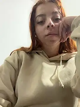 Snapshot of Cloew_Marz chatting on March 7, 12:04 am Cloew Marz online show from March 7, 12:04 am