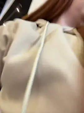 Snapshot of Cloew_Marz chatting on March 6, 2:29 pm Cloew Marz online show from March 6, 2:29 pm