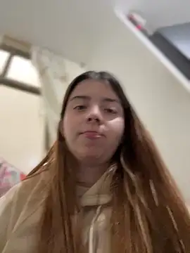 Snapshot of Cloew_Marz chatting on September 16, 9:38 pm Cloew Marz online show from September 16, 9:38 pm