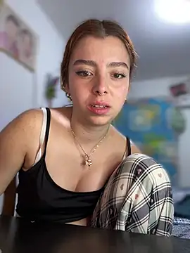 Snapshot of Cloew_Marz chatting on March 19, 1:21 am Cloew Marz online show from March 19, 1:21 am