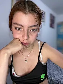 Snapshot of Cloew_Marz chatting on March 18, 1:46 am Cloew Marz online show from March 18, 1:46 am