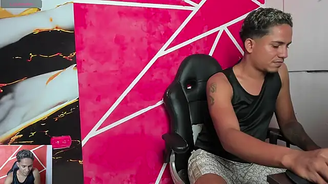 Snapshot of Extreme_dirty_paradise chatting on January 31, 9:13 pm Extreme dirty paradise online show from January 31, 9:13 pm