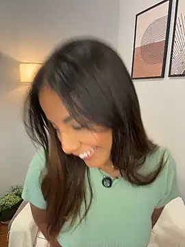 Brownfitbabyy online show from March 18, 12:19 pm