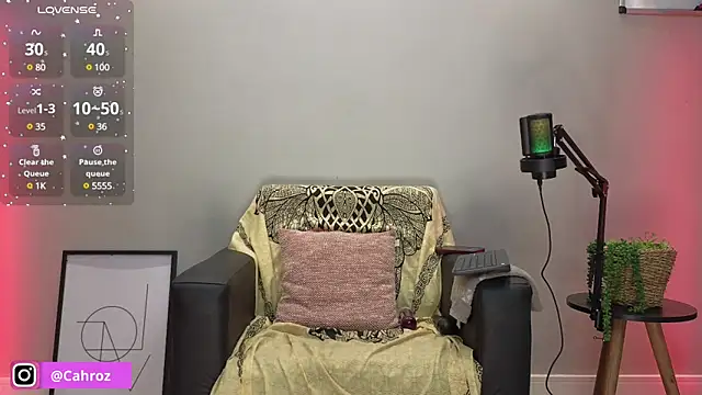 Brownfitbabyy online show from December 2, 11:35 pm
