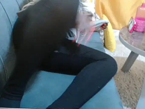 Snapshot of leslysexygirl chatting on July 7, 6:58 am leslysexygirl online show from July 7, 6:58 am