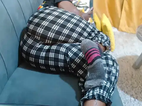 leslysexygirl online show from March 15, 5:25 am