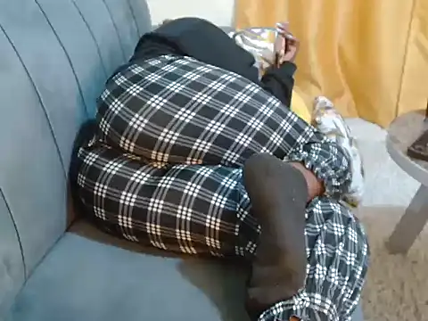 leslysexygirl online show from November 17, 7:07 pm