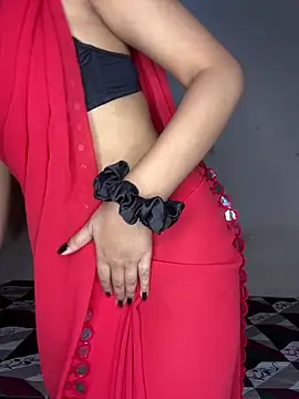 Snapshot of Suhu_love chatting on November 17, 11:09 pm Suhu love online show from November 17, 11:09 pm