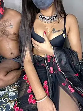 Snapshot of Suhu_love chatting on March 12, 7:58 pm Suhu love online show from March 12, 7:58 pm