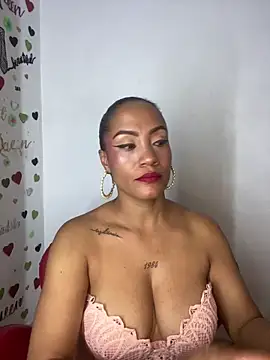 AdelaHaneix online show from November 15, 3:54 am