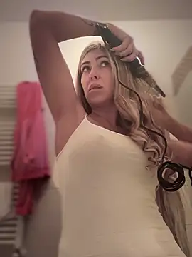 RaquelleDevon online show from February 10, 10:36 am