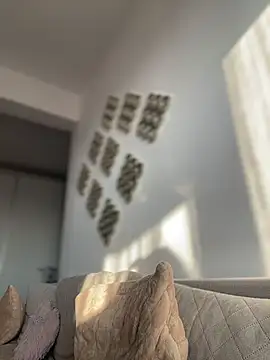 RaquelleDevon online show from March 4, 6:10 am