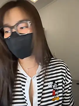 Lilisa miu online show from January 8, 4:24 pm