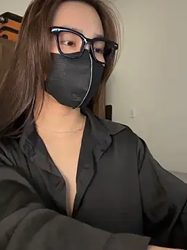 Lilisa miu online show from March 11, 3:50 pm