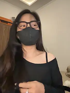 Lilisa miu online show from October 15, 4:15 pm