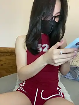 Lilisa miu online show from February 16, 2:00 pm
