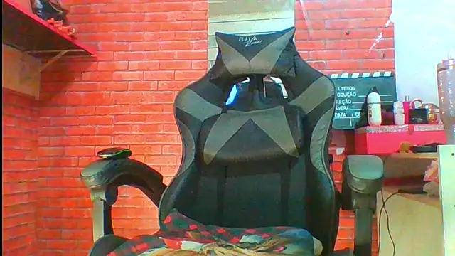 Transthifany online show from November 14, 1:04 pm