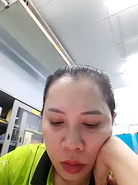 Snapshot of Benlla2802 chatting on December 6, 6:00 pm Benlla2802 online show from December 6, 6:00 pm