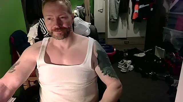 Snapshot of Rockburg chatting on December 22, 1:22 pm Rockburg online show from December 22, 1:22 pm