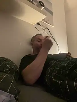 Snapshot of Rockburg chatting on December 27, 6:24 am Rockburg online show from December 27, 6:24 am