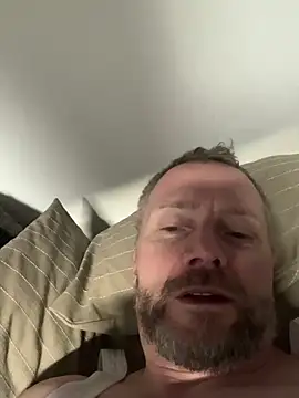 Snapshot of Rockburg chatting on December 22, 9:22 am Rockburg online show from December 22, 9:22 am