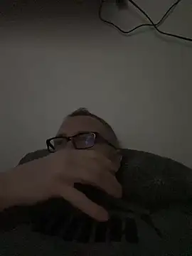 Snapshot of Rockburg chatting on February 9, 4:50 pm Rockburg online show from February 9, 4:50 pm