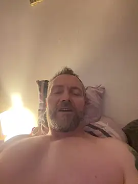 Snapshot of Rockburg chatting on March 11, 7:03 am Rockburg online show from March 11, 7:03 am