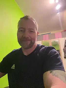 Snapshot of Rockburg chatting on February 24, 6:27 am Rockburg online show from February 24, 6:27 am