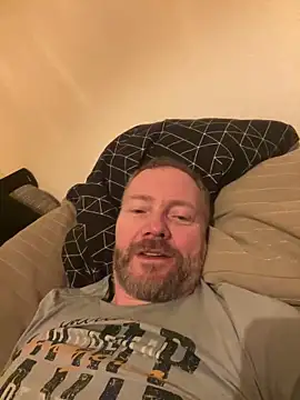 Snapshot of Rockburg chatting on December 23, 6:11 am Rockburg online show from December 23, 6:11 am