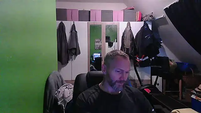 Snapshot of Rockburg chatting on September 16, 10:27 am Rockburg online show from September 16, 10:27 am