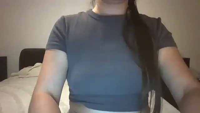 Snapshot of VanesaJewelz chatting on December 1, 11:42 pm VanesaJewelz online show from December 1, 11:42 pm