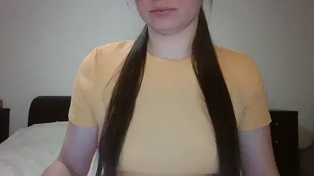 Snapshot of VanesaJewelz chatting on March 5, 5:50 pm VanesaJewelz online show from March 5, 5:50 pm