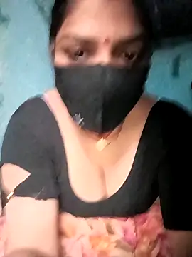 Snapshot of haymona chatting on February 18, 1:36 am haymona online show from February 18, 1:36 am