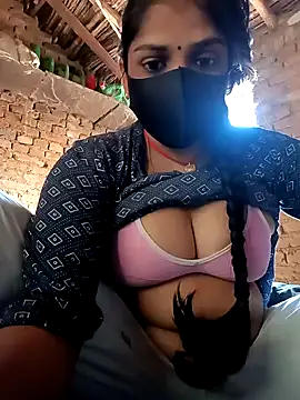 Snapshot of haymona chatting on November 9, 5:44 am haymona online show from November 9, 5:44 am