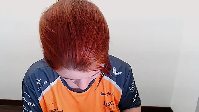 Snapshot of Sun_Alexia chatting on October 27, 2:45 am Sun Alexia online show from October 27, 2:45 am