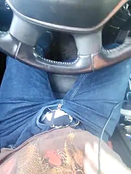 Snapshot of Policeman20742 chatting on February 16, 10:29 pm Policeman20742 online show from February 16, 10:29 pm