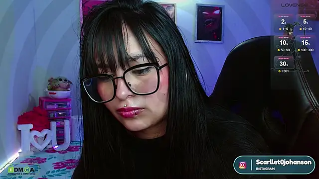 Miss scarllet  online show from March 5, 4:35 pm
