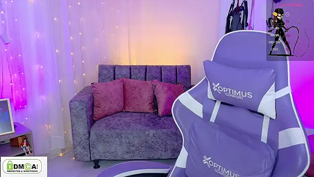 Miss scarllet  online show from May 4, 1:14 pm